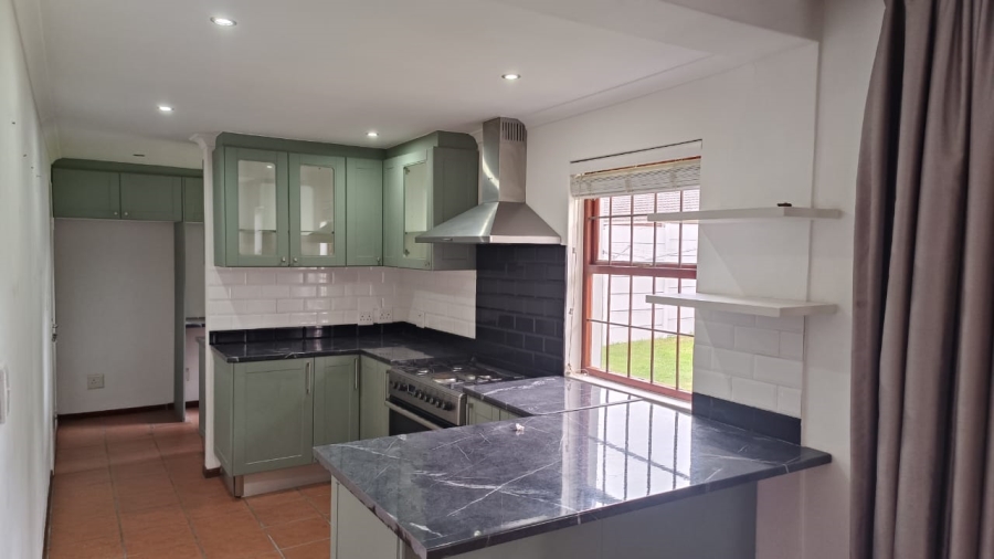 To Let 3 Bedroom Property for Rent in Blouberg Sands Western Cape